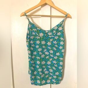 Cabi floral tank top chemise 100% rayon Flowy spring summer Small